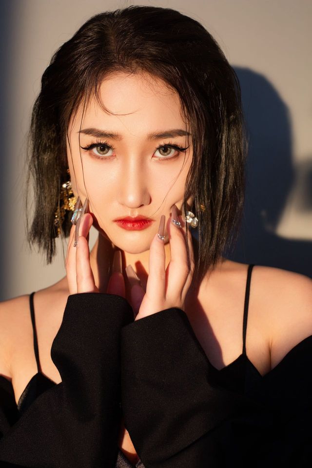 李李