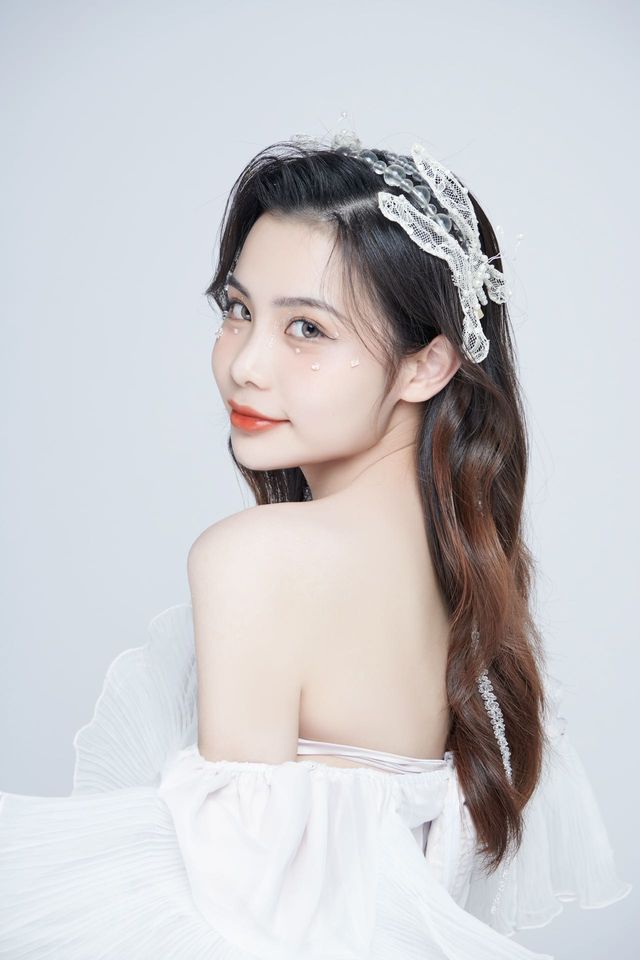 陈家恩 Rebecca